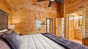 House, Multiple Beds (Calling Mountains) | 3 bedrooms