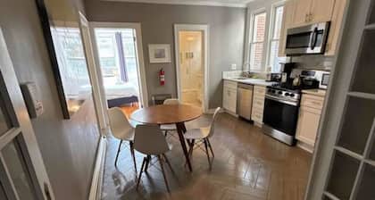 Beautiful 2BR/1BA Apt close to NYC!