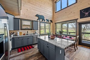 House, Multiple Beds (Cabin By The Creek) | Private kitchen - Cabin By The Creek (Sevierville)