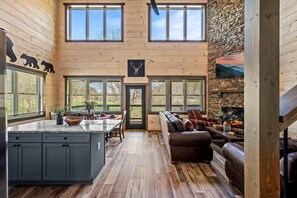 House, Multiple Beds (Cabin By The Creek) | Interior - Cabin By The Creek (Sevierville)