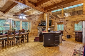 Ferienhaus, Mehrere Betten (Z - Timber Wolf Unit 2) | Speisen