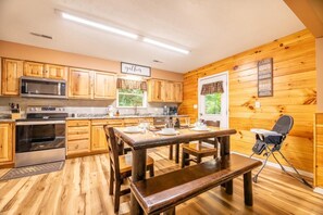 Ferienhaus, Mehrere Betten (Carefree Hideaway) | Eigene Küche
