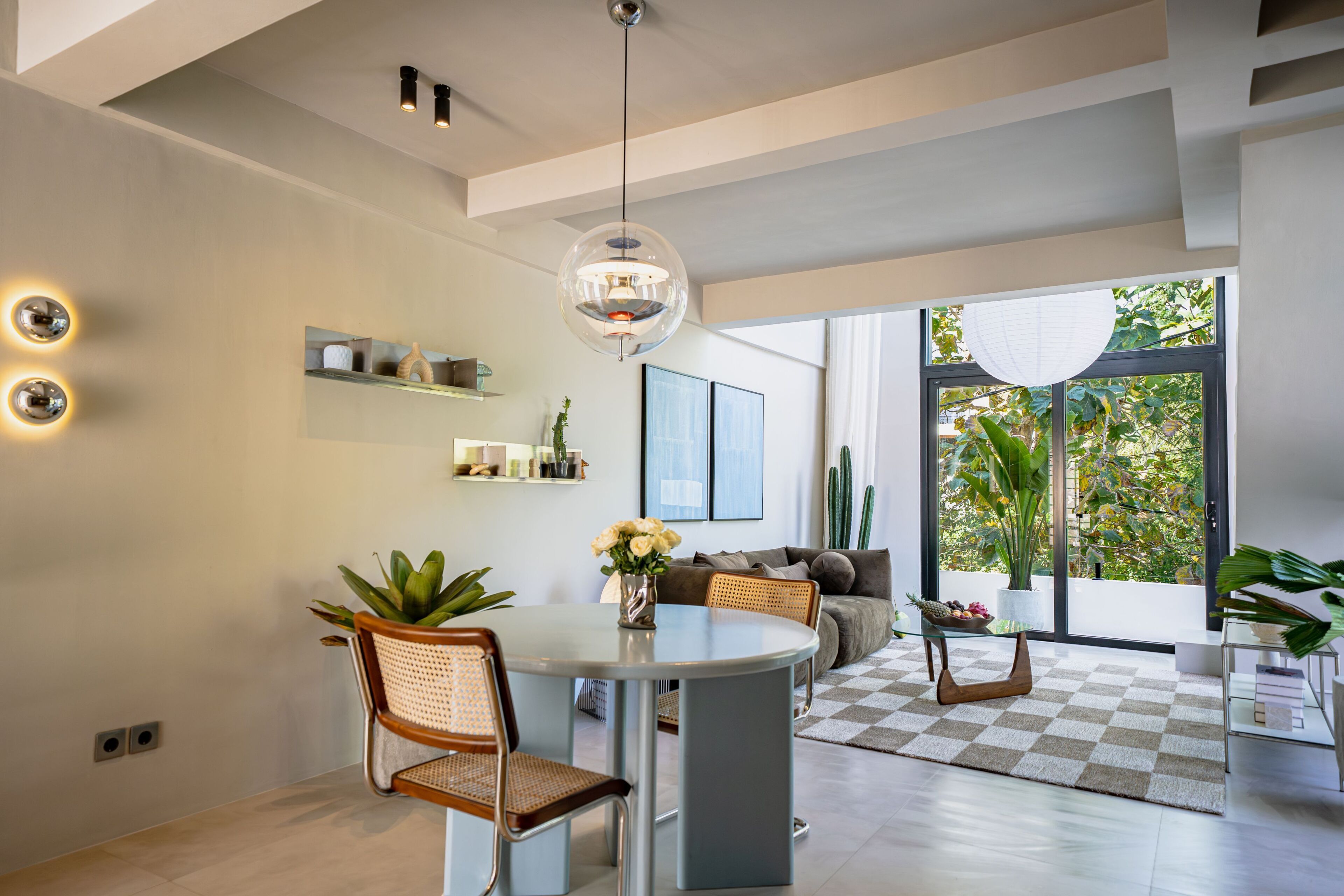 Luxe studio, 1 kingsize bed, balkon | Dineerruimte