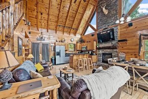House, Multiple Beds (Away in the Mountains) | Living area - Away in the Mountains (Sevierville)