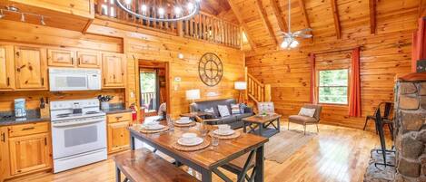 House, Multiple Beds (Altitude Adjustment) | Interior