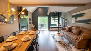 Kondominium, Beberapa Tempat Tidur (Enchanted Treehouse Hideaway) | Area keluarga