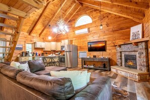 House, Multiple Beds (Manna) | Living area - Manna (Townsend)