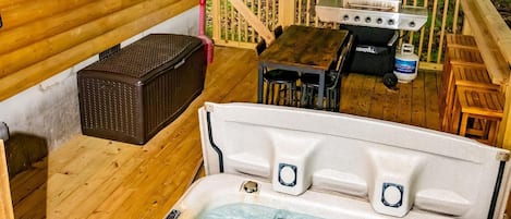 House, Multiple Beds (Bearman's Cabin) | Outdoor dining