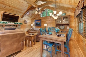 House, 1 King Bed with Sofa bed (Misty Mountain Cabin) | Dining - Misty Mountain Cabin (Sevierville)