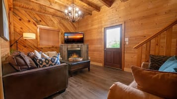 House, Multiple Beds (Big Bear Lodge at Valley View) | Living area
