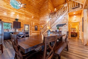 House, Multiple Beds (Smokey Waters) | Dining - Smokey Waters (Sevierville)