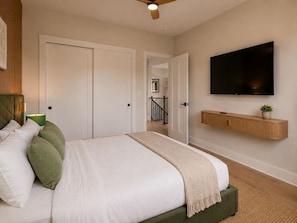 Room - Luxe Villa • Pool&Spa • Sauna • Games • Sleeps 20+ (Tampa)
