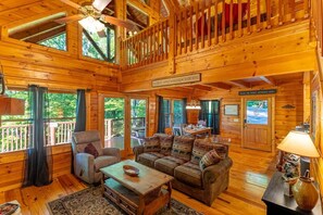 House, Multiple Beds (Sweet Bear Hideaway) | Living area - Sweet Bear Hideaway (Sevierville)
