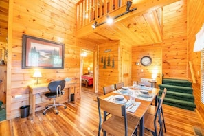 Ferienhaus, Mehrere Betten (A Very Beary Welcome) | Speisen