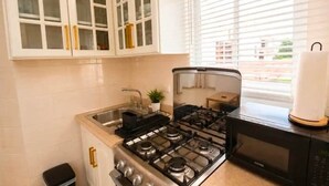Private kitchen - Tropical Two bedroom on Pedro Clisante with a Pool (Sosúa)