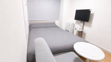 Standard Apartment, City View (801) | WiFi (free)