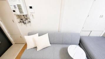 Standard Apartment, City View (801) | Living area