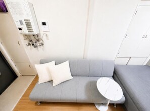 Standard Apartment, City View (801) | Living area - Odori Haichi (Sapporoshi Chuo-ku Odori Nishi)