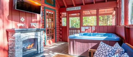 House, Multiple Beds (Lasting Memories) | Property grounds