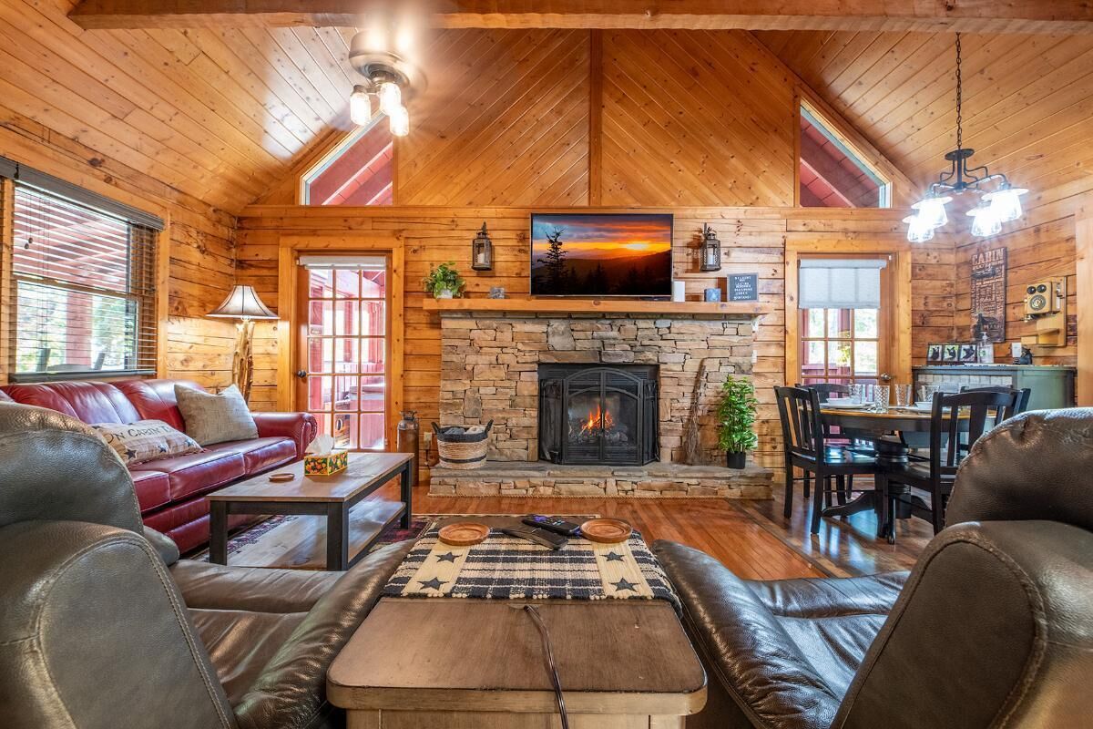 House, Multiple Beds (Lasting Memories) | Living area