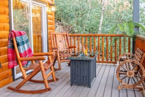 Rumah, Beberapa Tempat Tidur (Three Little Bears 2) | Teras/patio