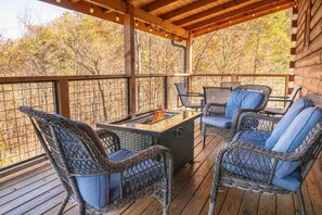 Property grounds - Cabin In The Mountains (Sevierville)