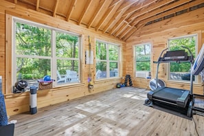 Fitness facility - Cape Cod luxury with private pool (Yarmouth Port)