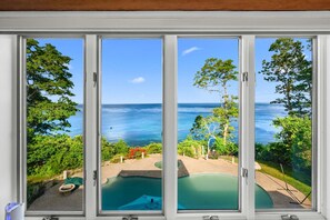Interior - Ocean's Edge with pool, hot tub & beach access (Plymouth)