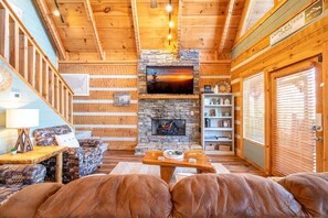 ハウス ベッド (複数台) (Living Waters Lodge) | リビング エリア