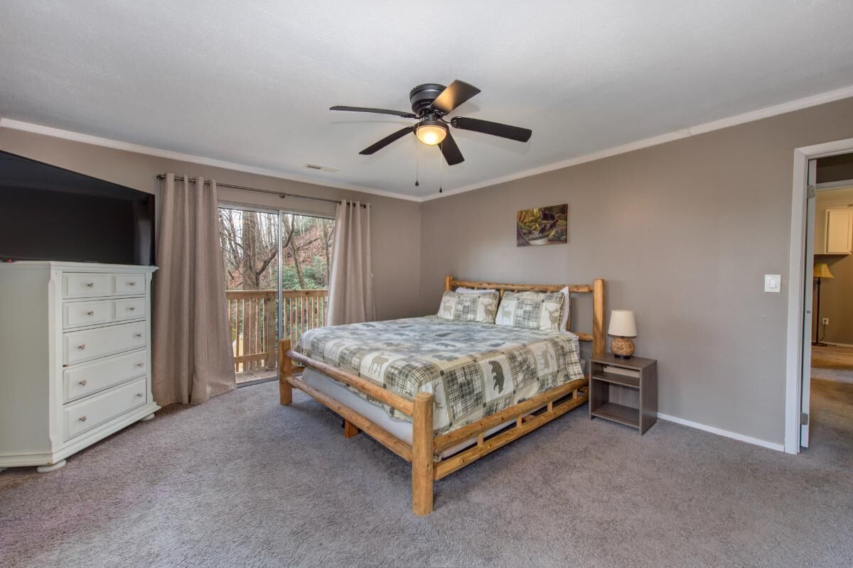 House, Multiple Beds (Golden Pines Retreat) | 3 bedrooms
