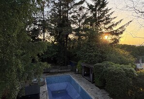 Indoor pool - Luxurious Airdrie Retreat with 5 Bedrooms (Airdrie)