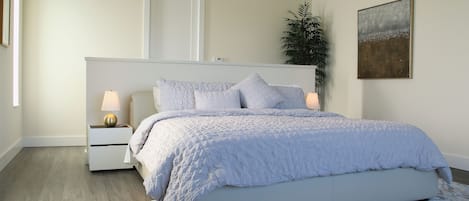 4 Schlafzimmer, Bügeleisen/Bügelbrett, kostenloses WLAN