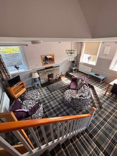 Apartment Sleeps 2 with WiFi