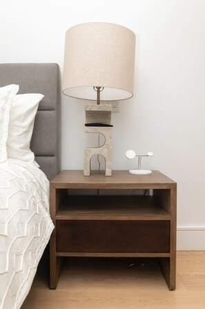 Room - Luxurious Soho Apartment~ 3 Bedroom 2 Bathroom (New York)