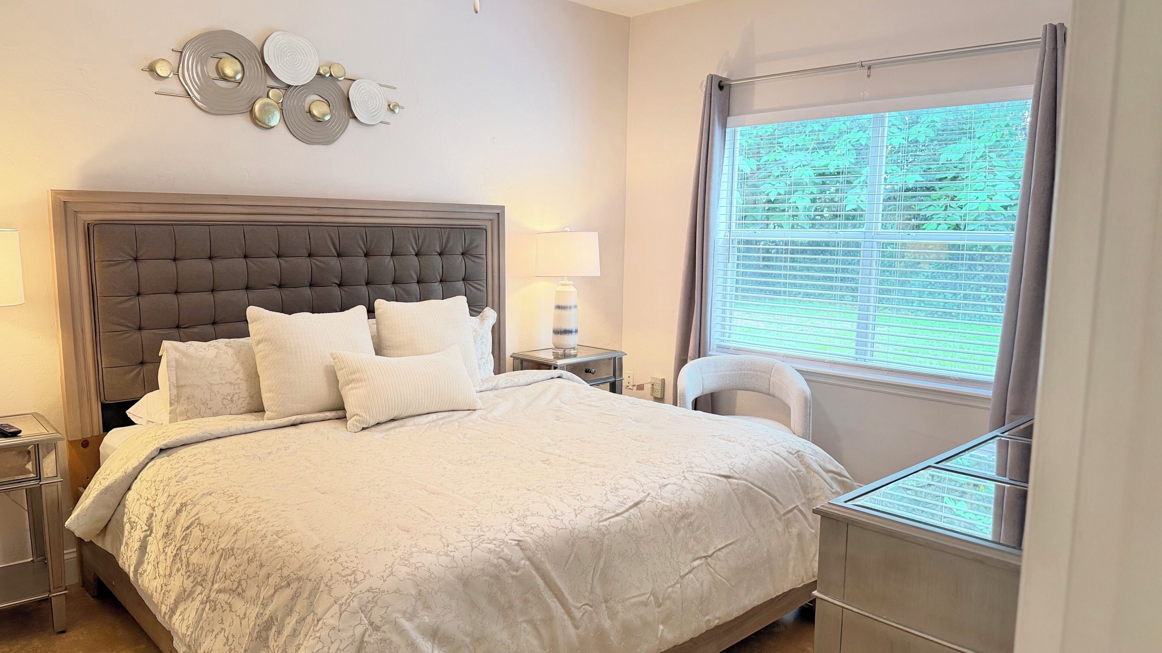 2 bedrooms, Internet, bed sheets