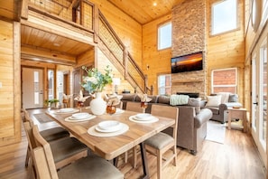 House, Multiple Beds (The Playhouse) | Dining - The Playhouse (Sevierville)