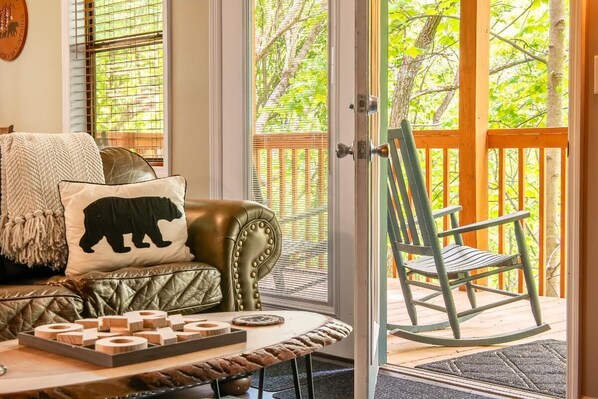 Ferienhaus, Mehrere Betten (Bear Run Getaway) | Wohnbereich