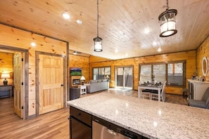 Ferienhaus, Mehrere Betten (Z - Smoky Serenity Retreat) | Innenbereich