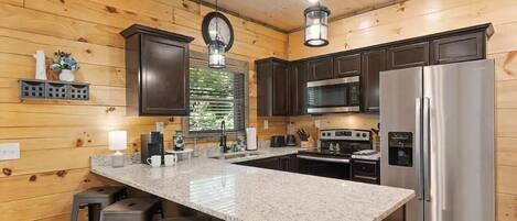 House, Multiple Beds (Z - Smoky Serenity Retreat) | Private kitchen