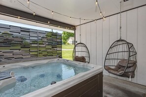 House, Multiple Beds (Vantara Smoky View) | Interior - Vantara Smoky View (Sevierville)