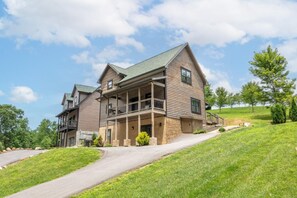 Cabin, Multiple Beds (Smoky Blues Cabin) | Exterior - Smoky Blues Cabin (Pigeon Forge)