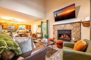 Cabin, Multiple Beds (Sunset Cove) | Living area - Sunset Cove (Gatlinburg)