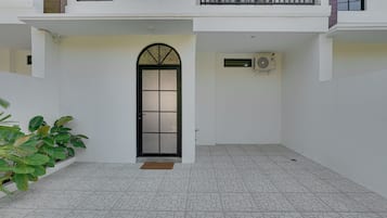 Halaman properti