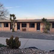 Southern Skies Motel