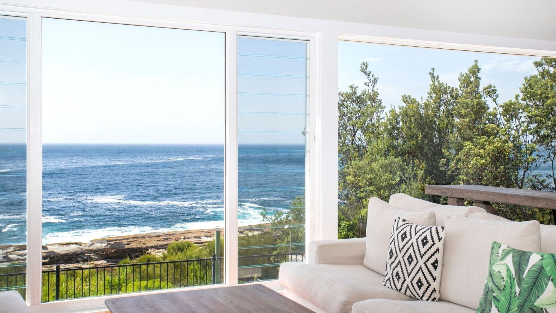 Sea And Sky - Oceanfront Beach House, Private Pool, Wifi - Ulladulla
