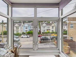 Interior - The Mews - 1 Bed Holiday Home - Langland (Swansea)