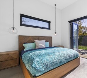 5 bedrooms, iron/ironing board, free WiFi, bed sheets - Florence House *1 NIGHT FREE* Multi-Generational Coastal Escape (Rye)