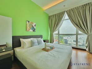 Free WiFi, bed sheets - Paragon Residences by Stayrene (Johor Bahru)