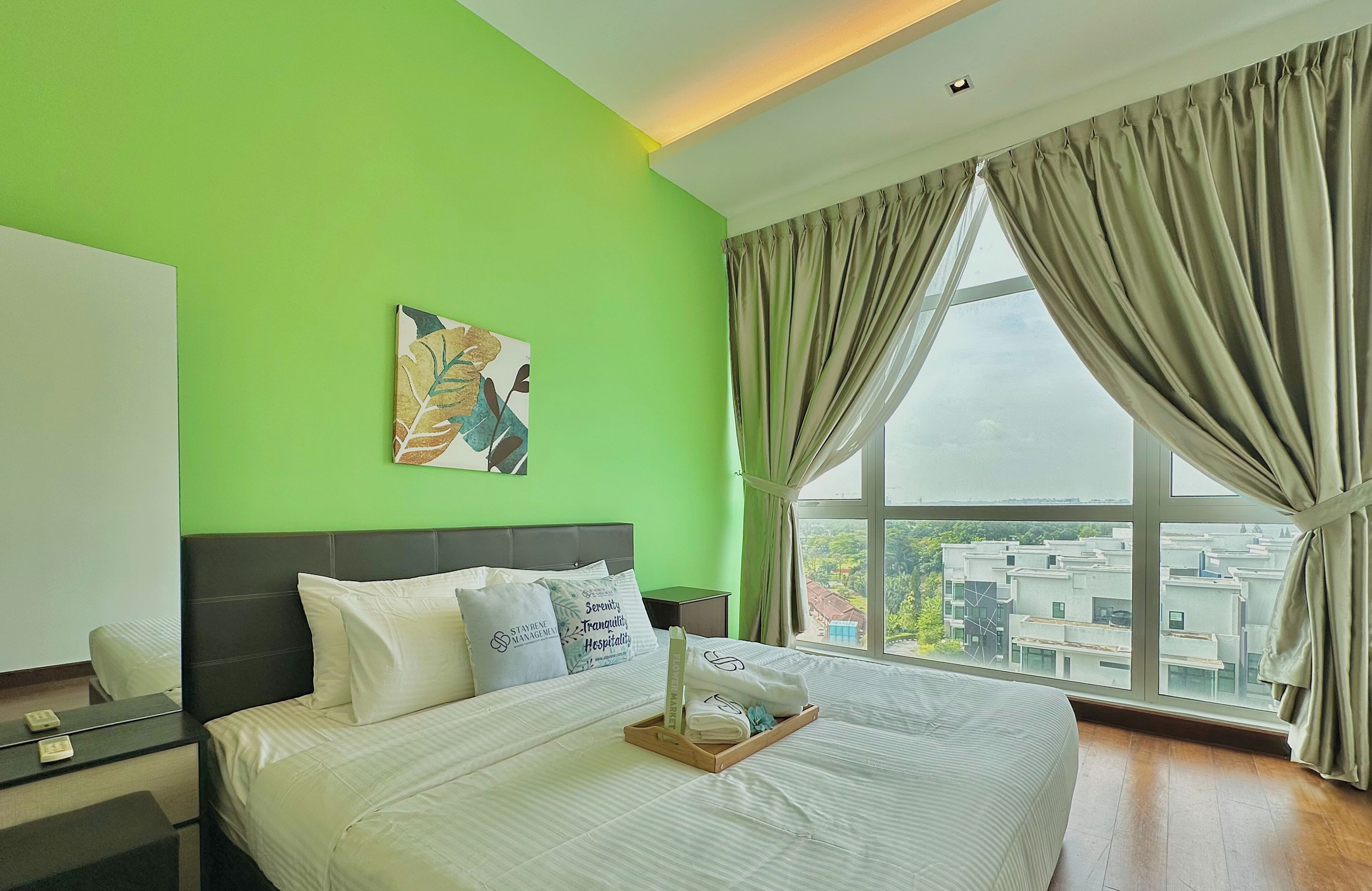 Free WiFi, bed sheets