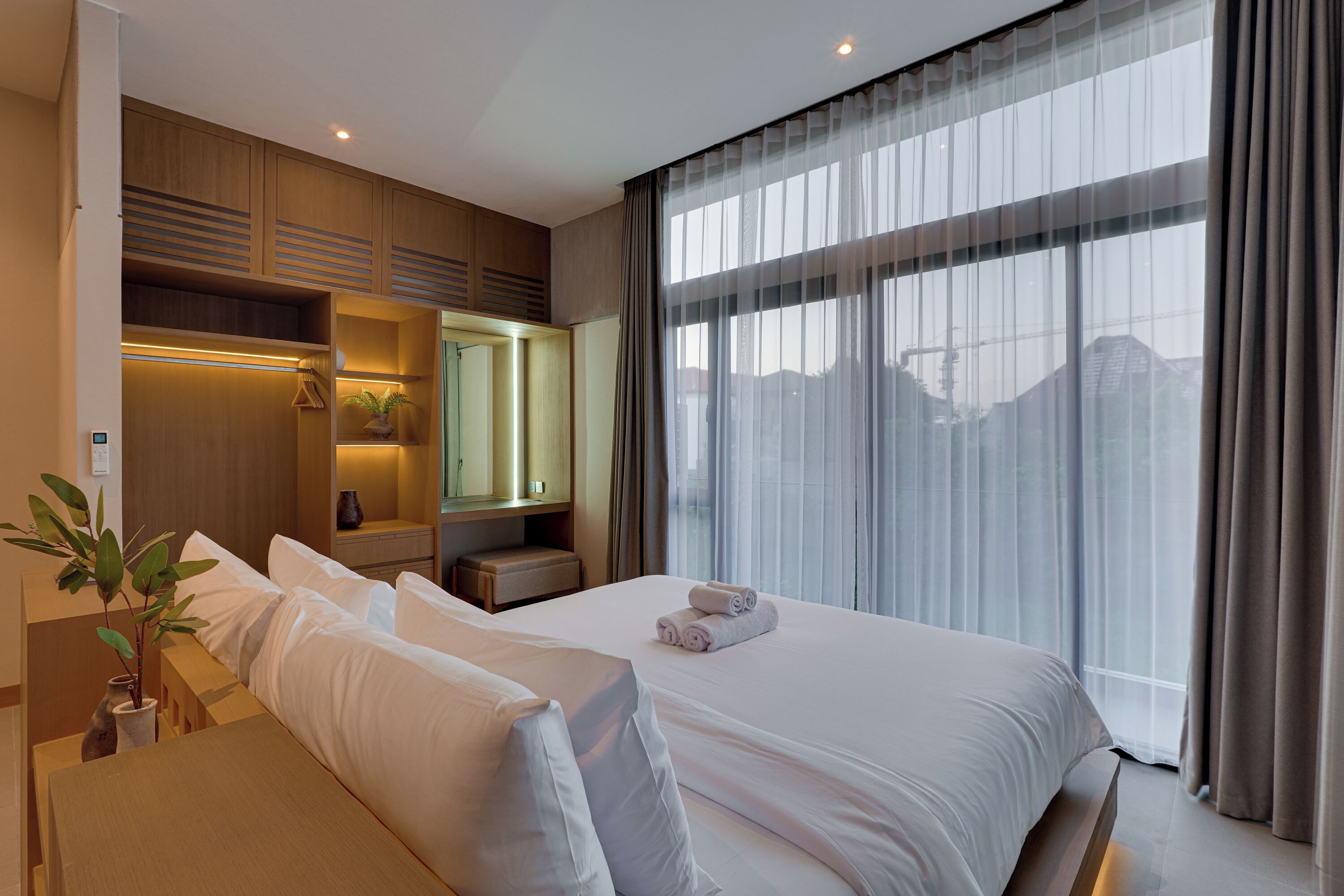 In-room safe, desk, laptop workspace, cots/infant beds